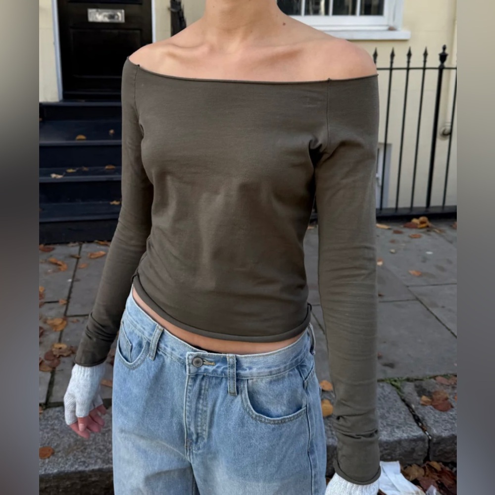 Brandy Melville Olive Green Bonnie top